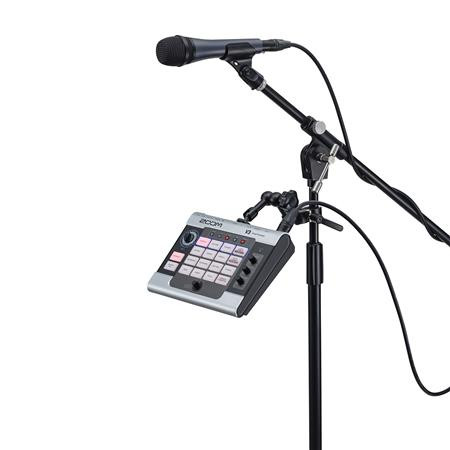 Zoom V3 - VOCAL PROCERSSOR Includes AD-16 AC adapter - Bill's Music