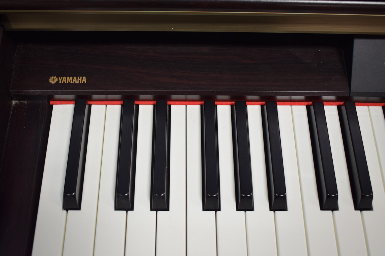 yamaha ydp223 digital piano with bench