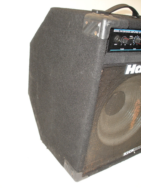 Hartke KickBack 15 HA1200 120-Watt 1x15" Solid-State Bass Combo Amp - Previously Owned