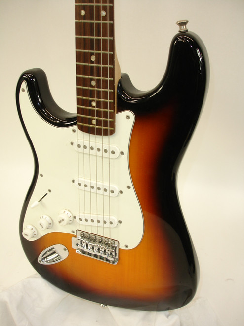 2012 Squier Affinity Series Stratocaster Electric Guitar, Left-Handed, Rosewood Fingerboard, Brown Sunburst - Previously Owned
