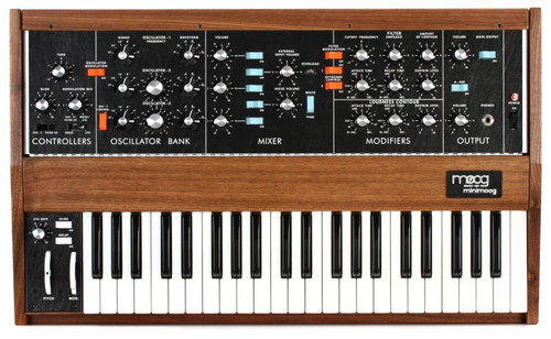 MOOG Minimoog Model D 2022 Limited Edition Walnut