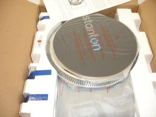 Stanton T.62 Direct-Drive DJ Turntable with Box - Previously Owned