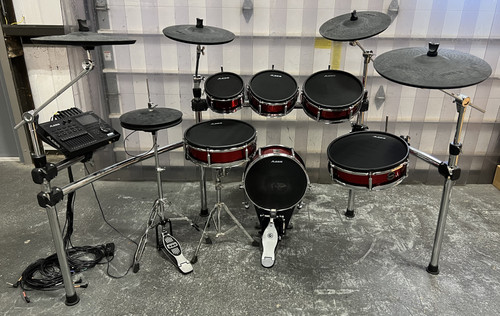 Alesis Strike Pro 10-Piece Electronic Kit w/ Gator Bag - Previously Owned Alesis Strike Pro 10-Piece Electronic Kit w/ Gator Bag - Previously Owned