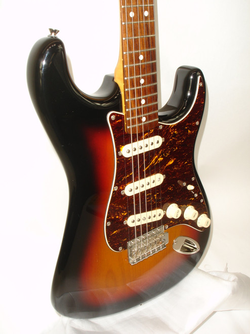 2017 Squier Classic Vibe Stratocaster '60s Electric Guitar, Rosewood Fingerboard, 3-Color Sunburst - Previously Owned
