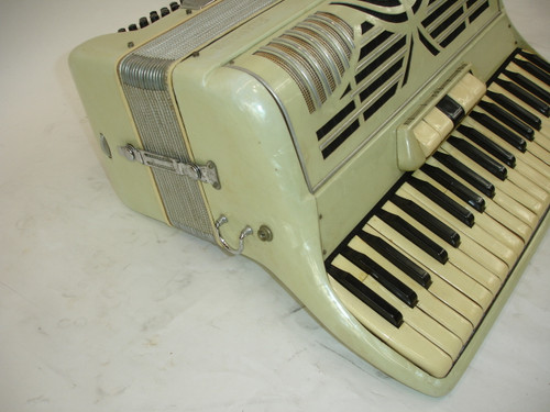 Francini Piano Accordion AS IS - Previously Owned