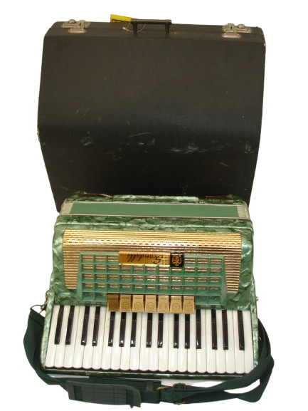 Scandalli Piano Accordion w/ Case - Previously Owned