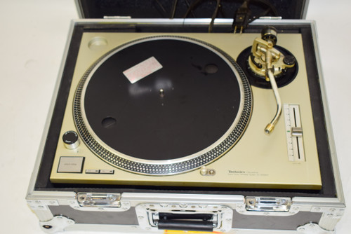 Technics SL-1200MK2 Direct Drive Turntable w/ Road Case - Previously Owned