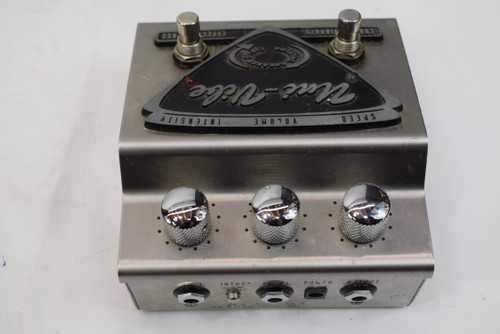 Dunlop UV-1 Uni-Vibe Chorus / Vibrato Guitar Effects Pedal - Previously Owned