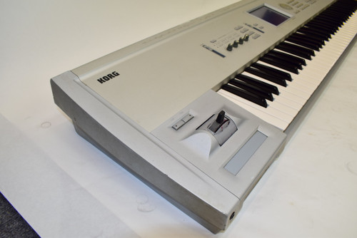 KORG TRITON Pro 76-Key Music Workstation Keyboard - Previously Owned