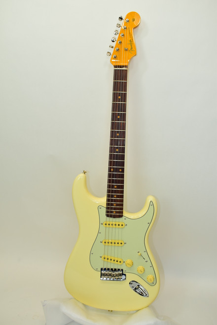 2023 Fender American Vintage II 1961 Stratocaster Electric Guitar, Rosewood Fingerboard, Olympic White w/ Case - Previously Owned