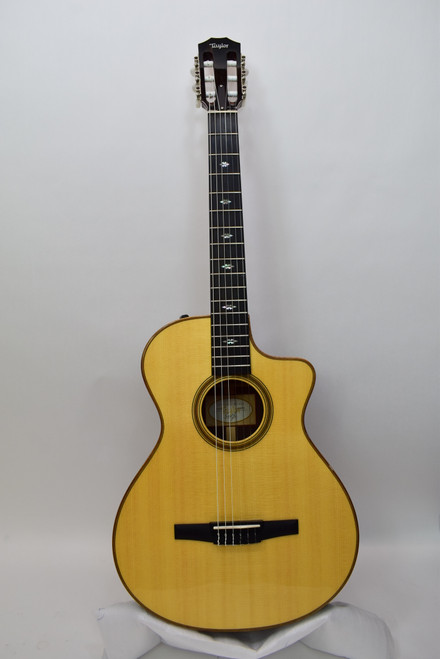 2019 Taylor 712ce-N Acoustic Electric Guitar, Rosewood Back & Sides, Natural w/ Case - Previously Owned