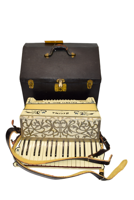 Galanti Bros NY Regina Piano Accordion w/ Case & Straps - Previously Owned