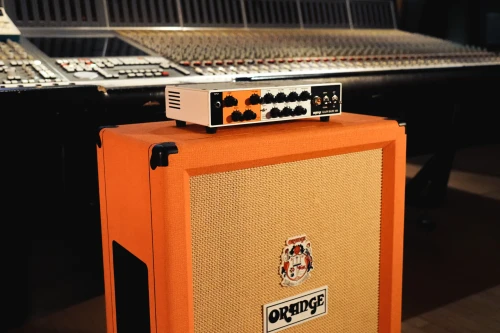 Orange Gain Baby 100-watt, 2-Channel Rack Mount Amplifier
