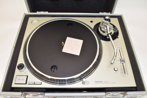 Technics SL-1200MK5 Direct-Drive Turntable w/ Road Runner Road Case - Previously Owned