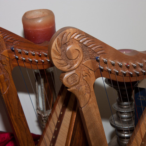 Roosebeck Parisian Harp 8-String