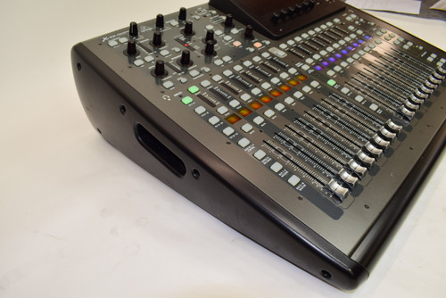 Behringer X32 Compact 40-channel Digital Mixer - Previously Owned