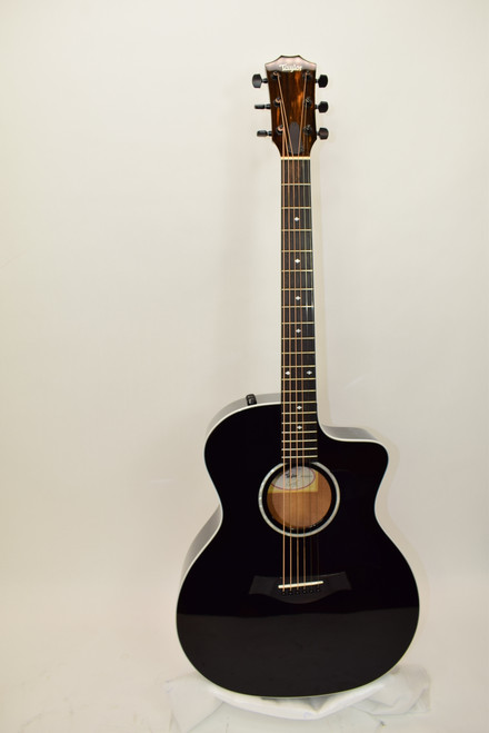 2022 Taylor 214ce DLX Acoustic Electric Guitar, Black w/ Bag - Previously Owned