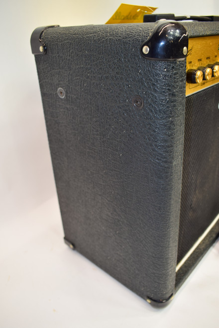 Marshall JCM 2000 DSL 401 Dual Super Lead 2-Channel 40-Watt 1x12" Guitar Combo Amp w/ Footswitch Previously Owned