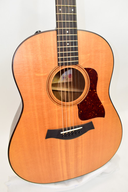 Taylor American Dream Grand Pacific Dreadnought AD17e Acoustic-Electric Guitar - Natural Finish with Case