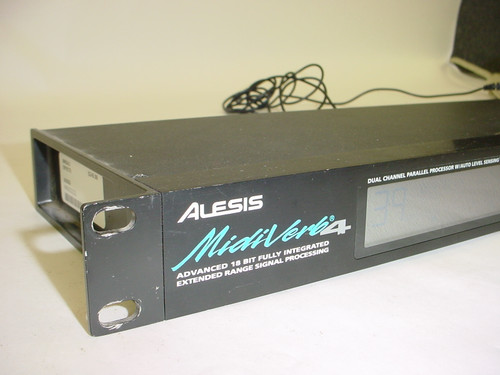 Alesis MidiVerb 4 MIDI Controllable Dual-Channel Multi-Effects Processor - Previously Owned 