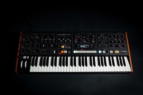 ギター Moog MOOG_-_Muse_-_On_Black_-