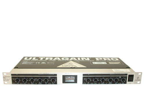 配信機器・PA機器・レコーディング機器 BEHRINGER MIC2200 | ULTRAGAIN PRO hqdefault.jpg