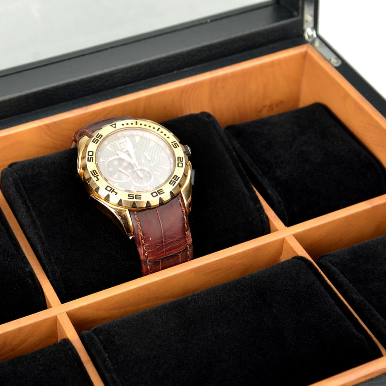 Watch 6 box hotsell