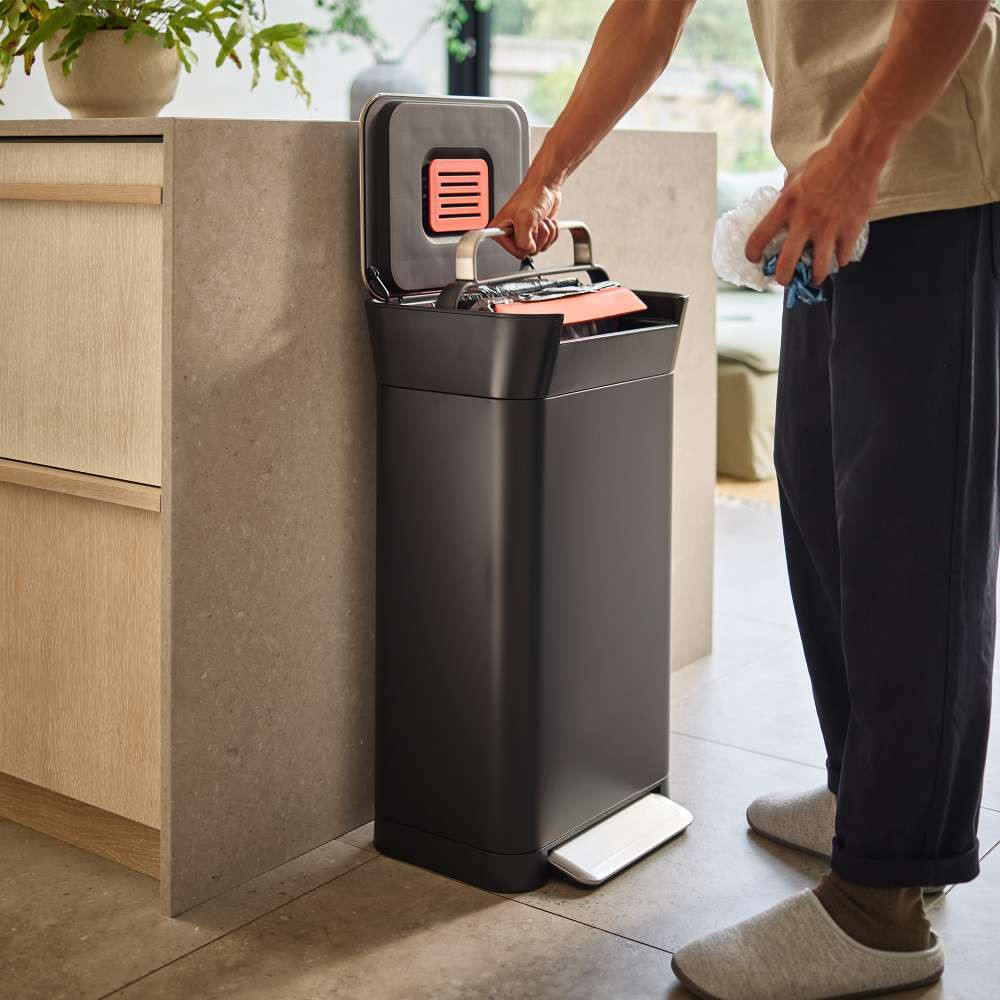 Joseph Joseph Titan Compactor Rubbish Bin 30L Carbon Black Howards