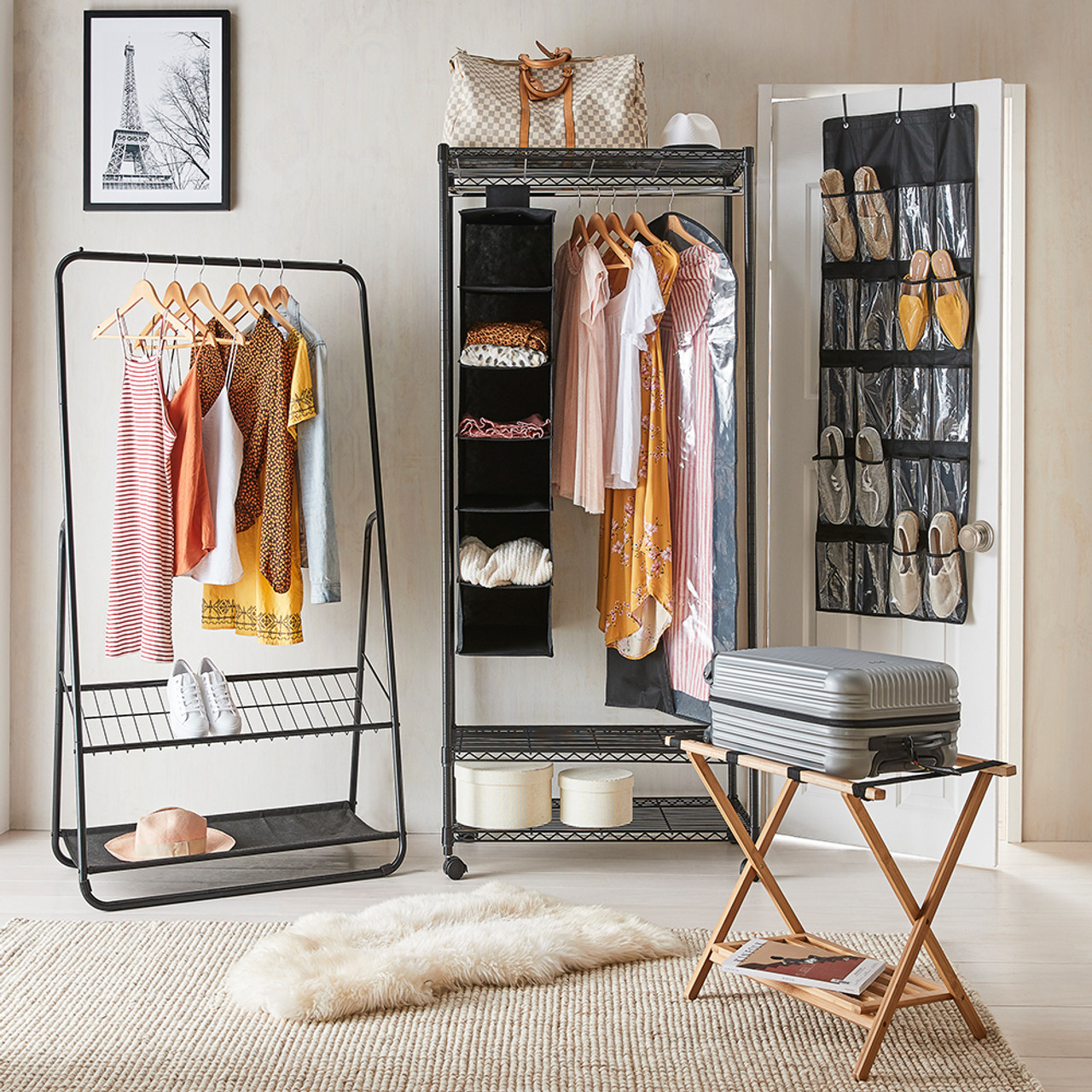 39 DIY Retail Display Ideas (from Clothing Racks to Signage)