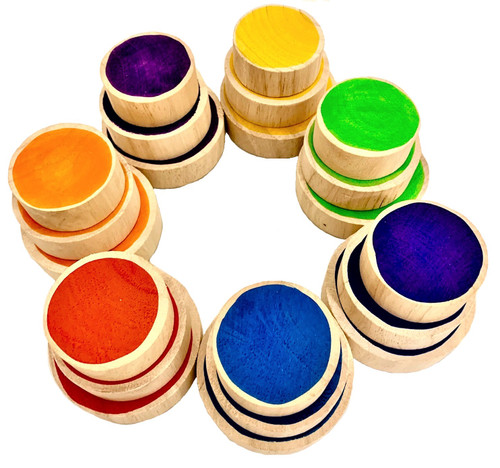 A set has 7 colours with a small, medium and large coin in each colour.
Red, Orange, Yellow, Green, Blue, Purple, Indigo.
5,6 and 7cm diameter, 2cm thick