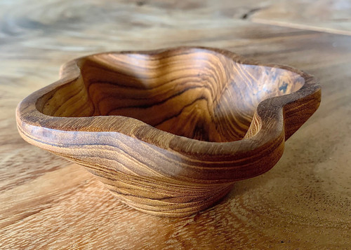 Gorgeous Star shaped Teak bowl, sold in 4's.