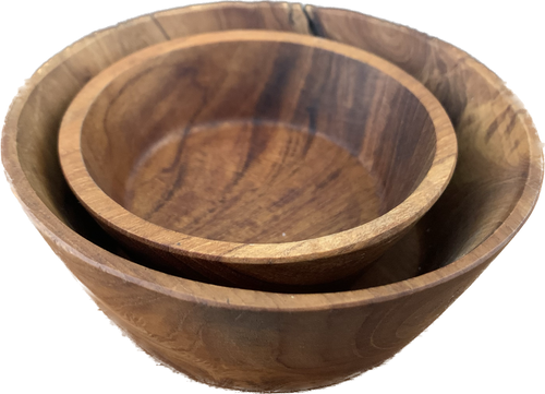 Set of 2 teak bowls. Larger one is 13cm diameter by 5cm high. 