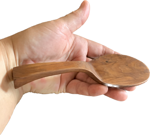 Sold in set of 2, these teak flippers are great for small hands, kitchen play, water play and all kinds of other play. 18cm long by 8cm wide by 2cm thick.