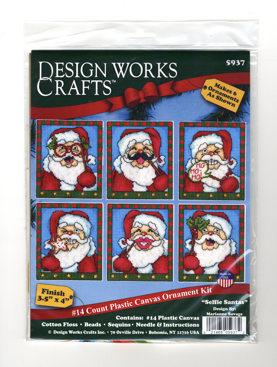 Design Works - Selfie Santas Ornaments