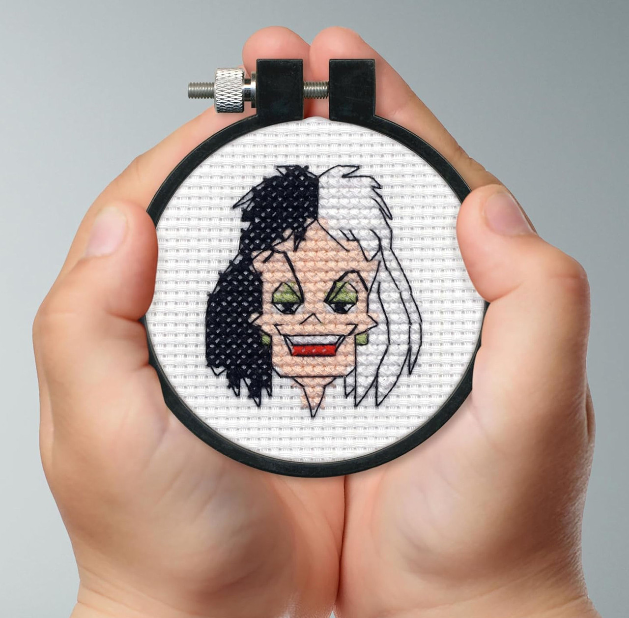 Dimensions Learn a Craft - Disney Villains - Cruella