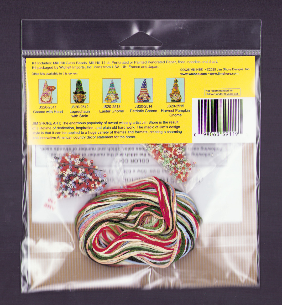 Mill Hill 2025 Jim Shore Holiday Gnomes - Mistletoe Couple