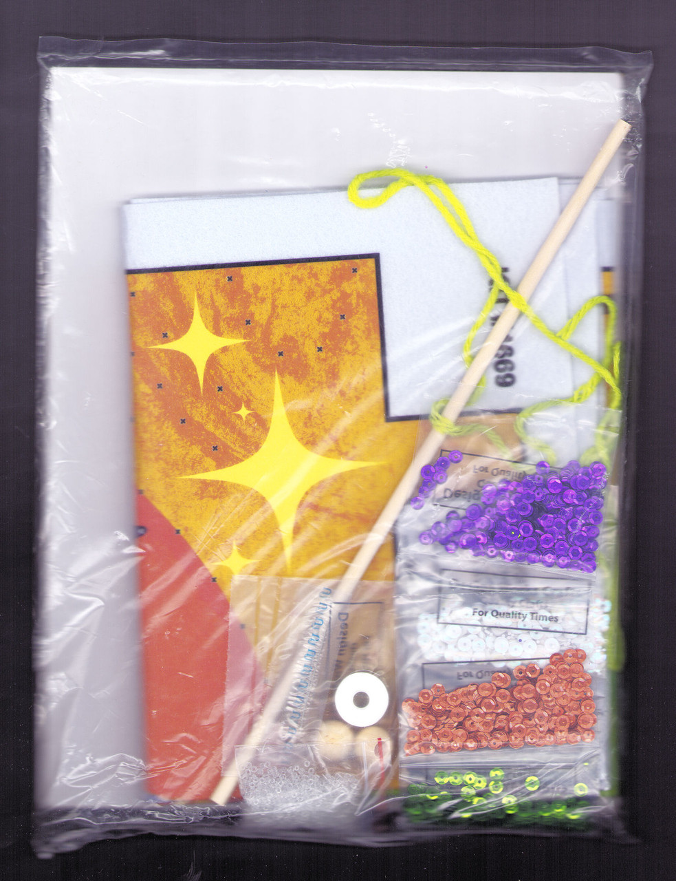 Design Works - Trick or Treat Gnomes Jeweled Banner Kit