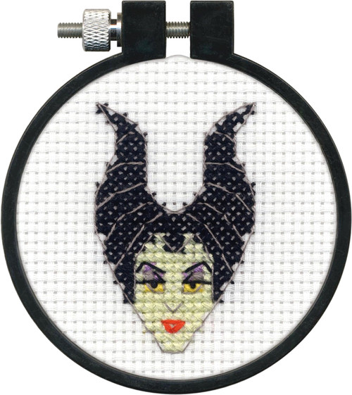 Disney Needleworks Creations 刺繍 プルオーバー