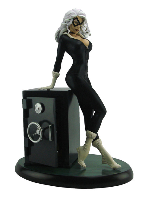 Sideshow Collectibles Exclusive Black Cat Premium Format Figure Marvel Sample View 1