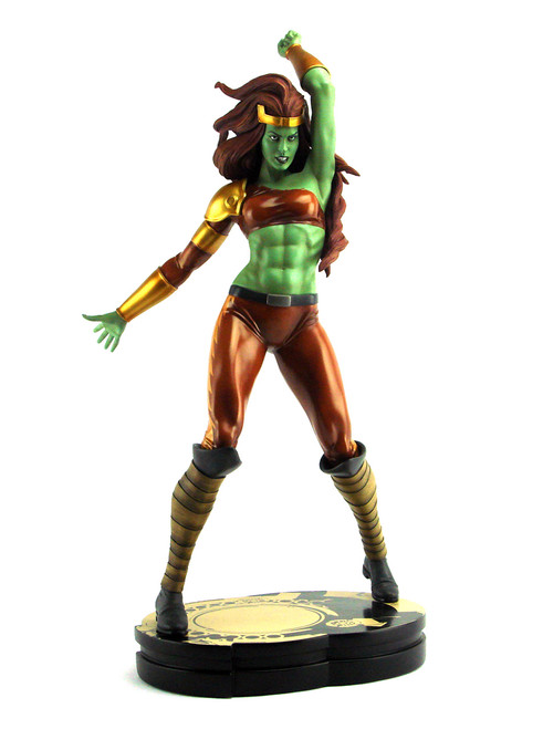 Sideshow Collectibles Savage She-Hulk Comiquette View 1