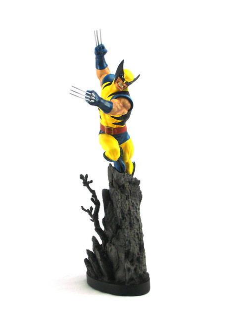 Bowen Designs Wolverine Painted Statue Classic Action Version View 1