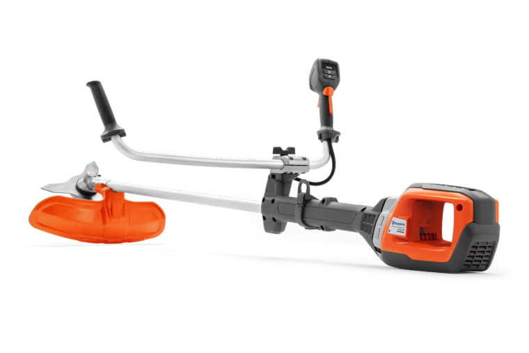 HUSQVARNA  BATTERY POWERED CLEARING SAW  MODEL 535iFR