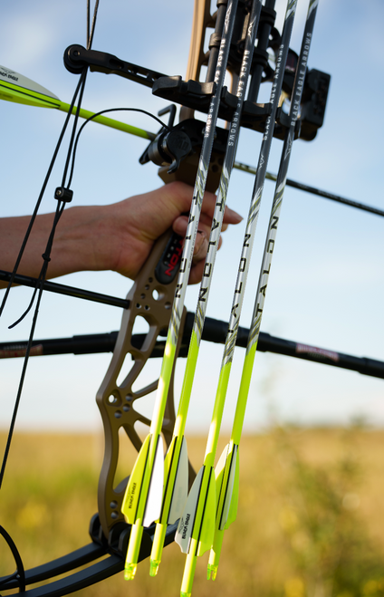 (NEW) Talon Crested Hunting Arrows and Shafts
