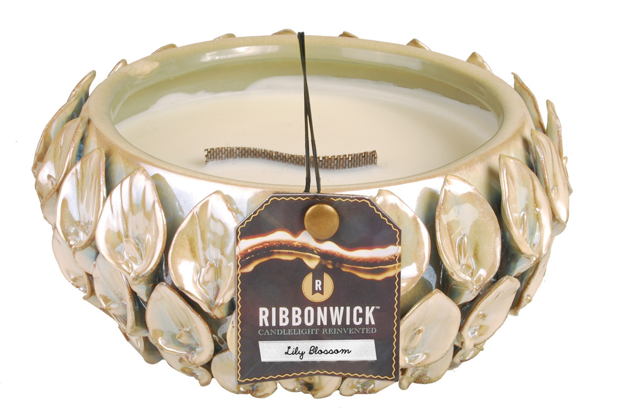 RibbonWick Lily Blossom Round Flower RibbonWick CandleThe Lamp Stand