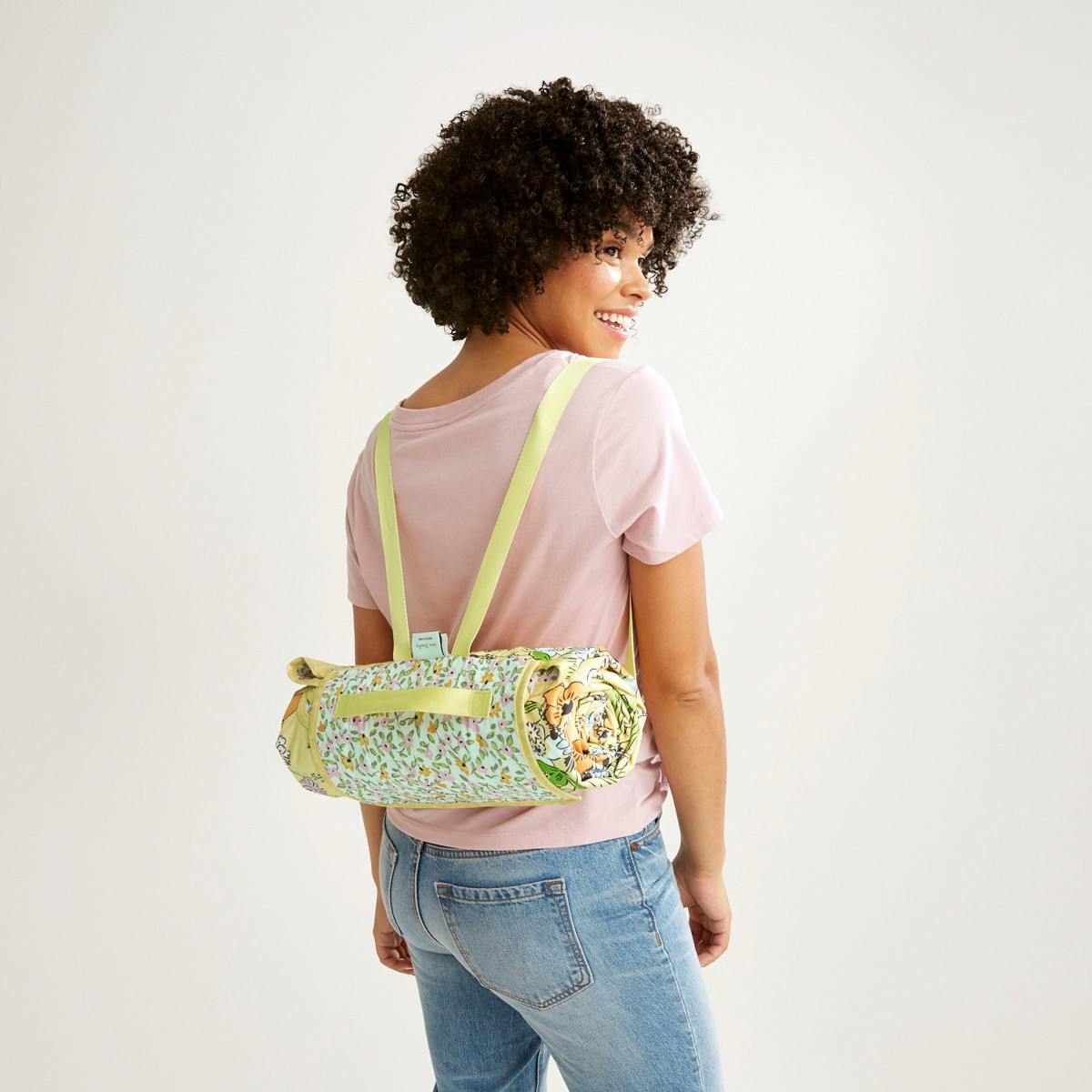 Vera Bradley Sunlit Garden Picnic / Beach Blanket The Lamp Stand