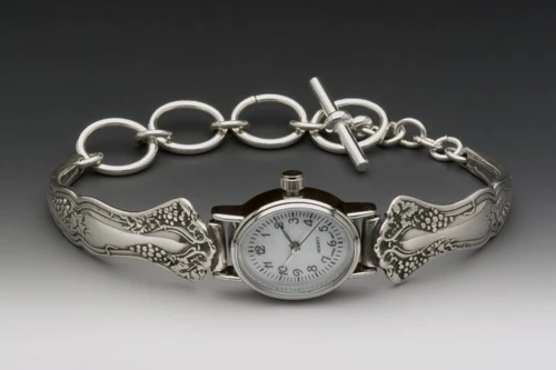 Merlot Spoon Watch