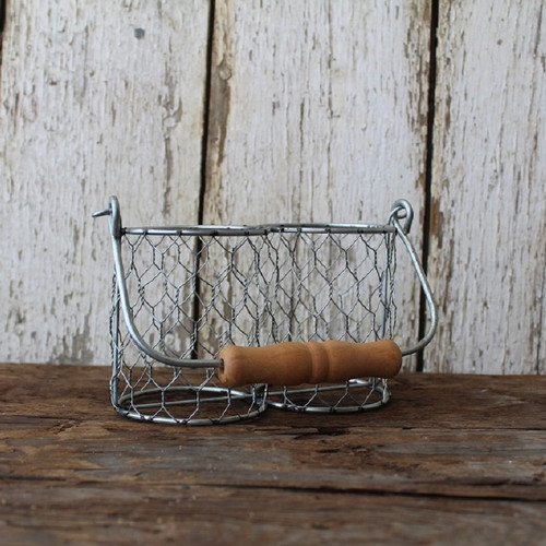 Farmhouse Wire Milkbottle Basket by Milkhouse Candle Creamery