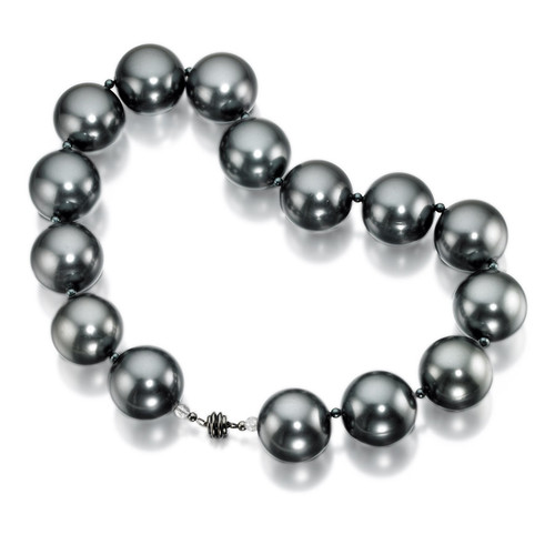18" Steel Grey Hot Girls Pearls Necklace w/Travel Purse