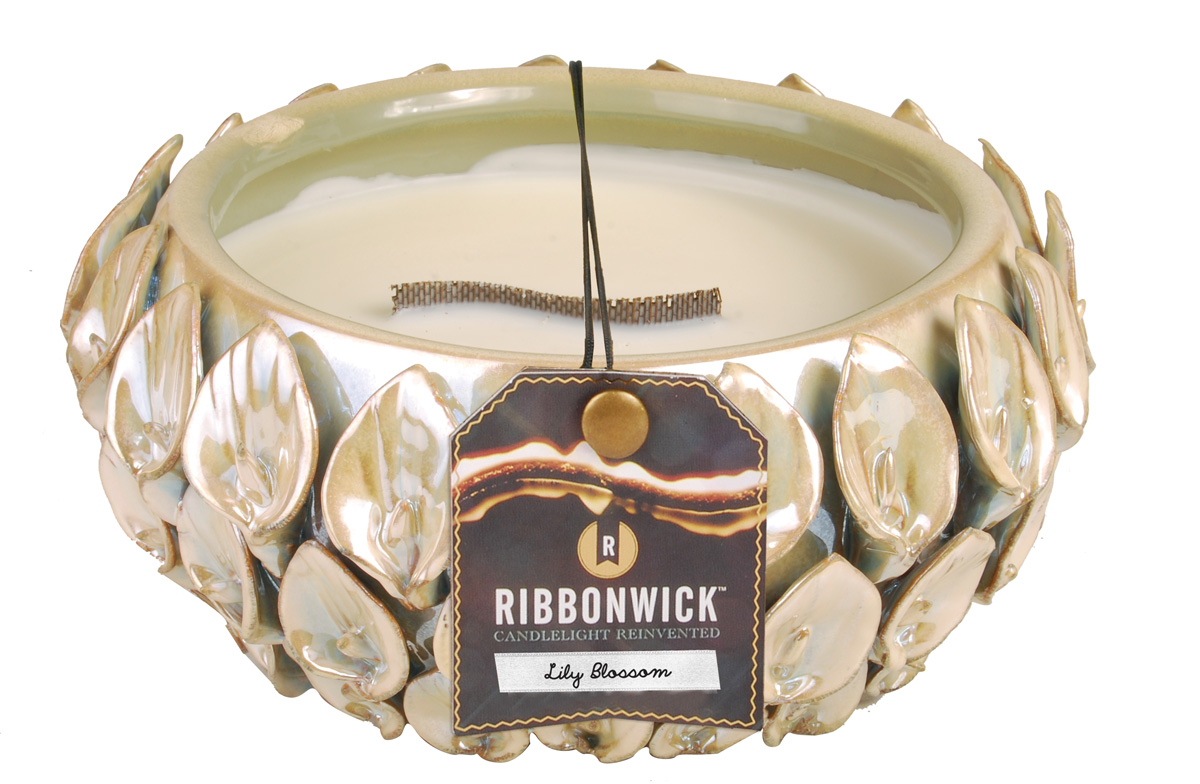 RibbonWick Lily Blossom Round Flower RibbonWick CandleThe Lamp Stand