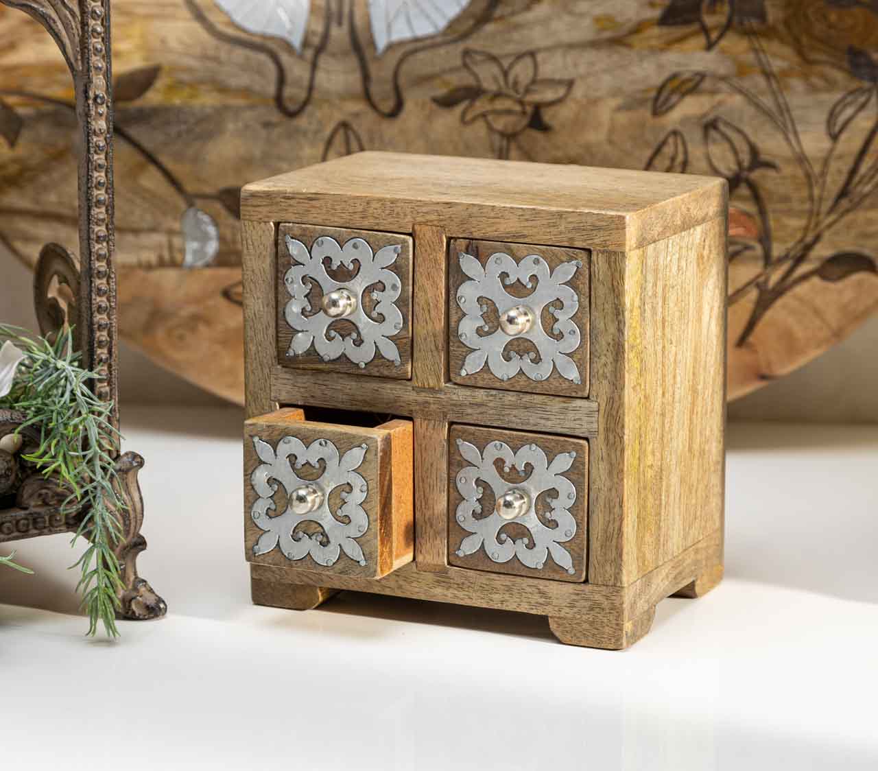 GG Collection Heritage Mango Wood with Metal Inlay 5.75
